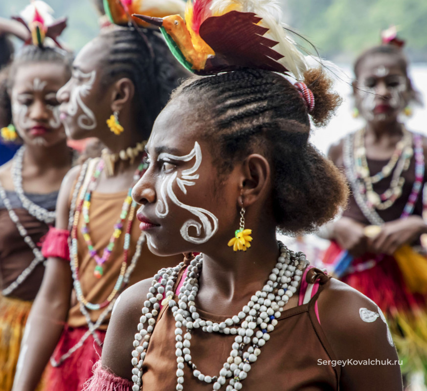 Фестиваль Бахари Танах Мерах (FBTM), Область (кабупатен) Джаяпура,  Провинция Папуа, о. Новая Гвинея, Индонезия