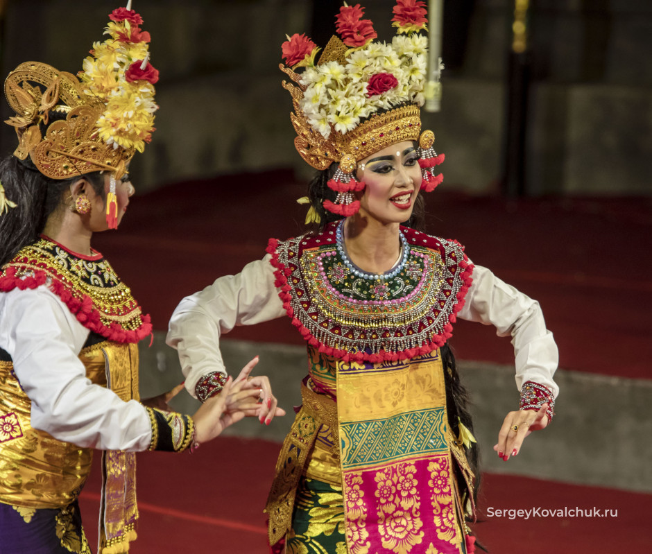 Балийский фестиваль искусств, остров Бали, Индонезия