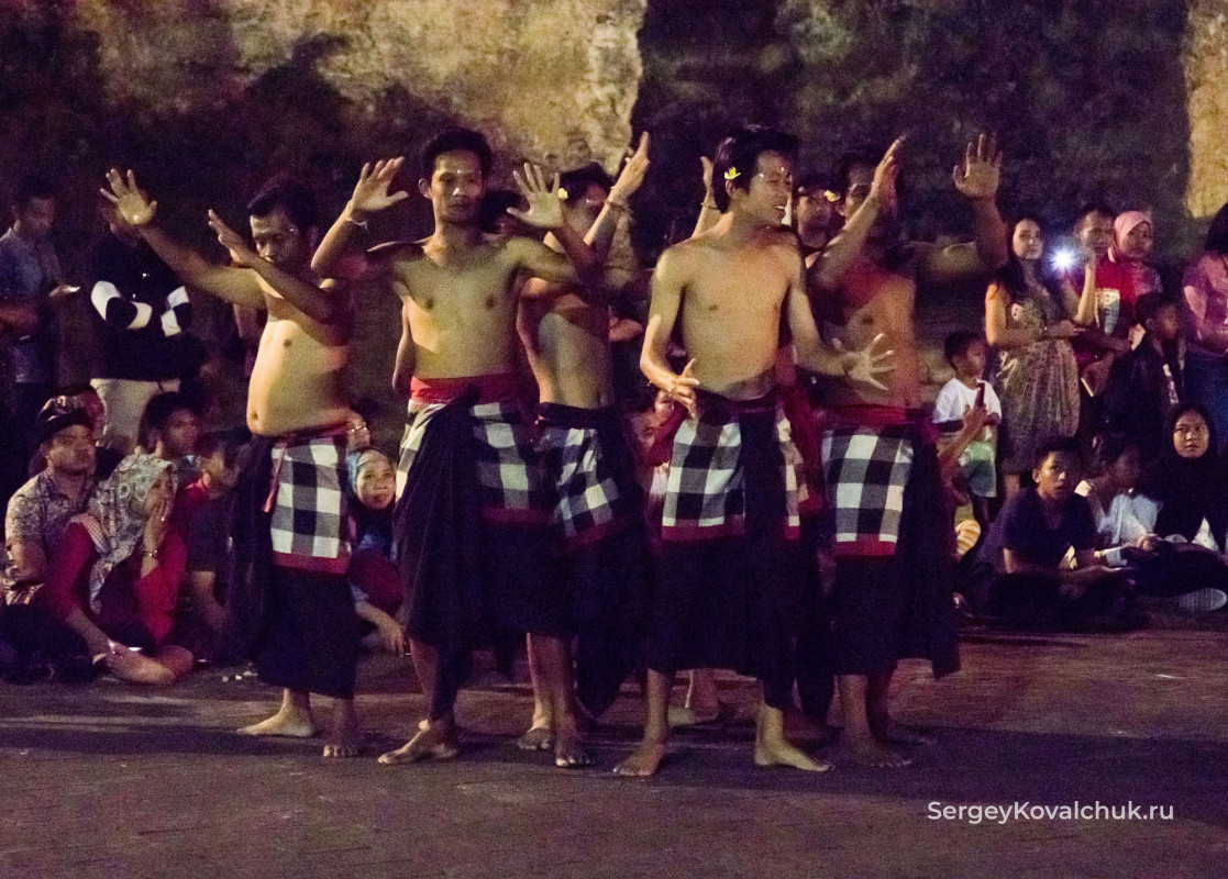 Танцевальные традиции Бали, остров Бали, Индонезия