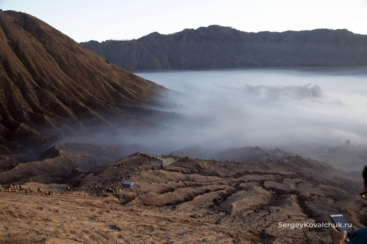 Виды от кратера вулкана Бромо