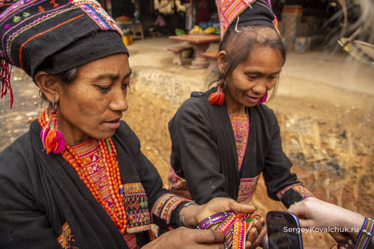 Провинция Пхонгсали. Горный северный Лаос. Народ акха