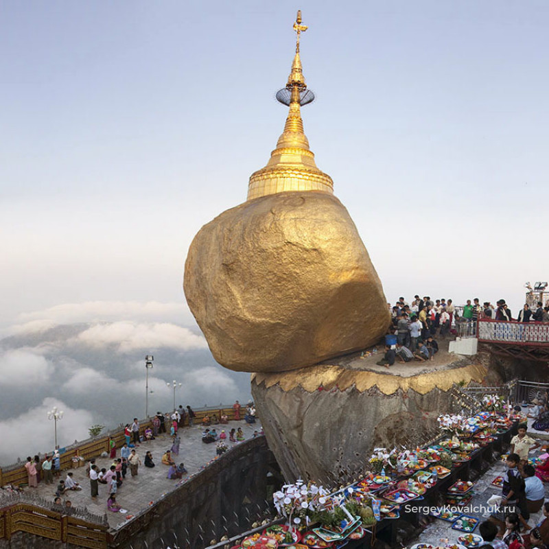 Пагода Чайтхо или Золотой камень