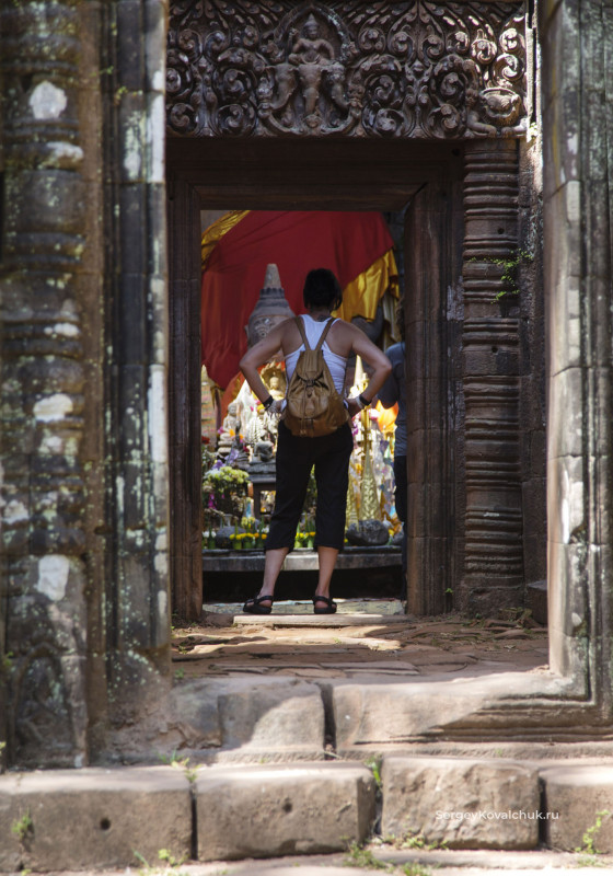 Руины кхмерского храмового комплекса Ват Пху