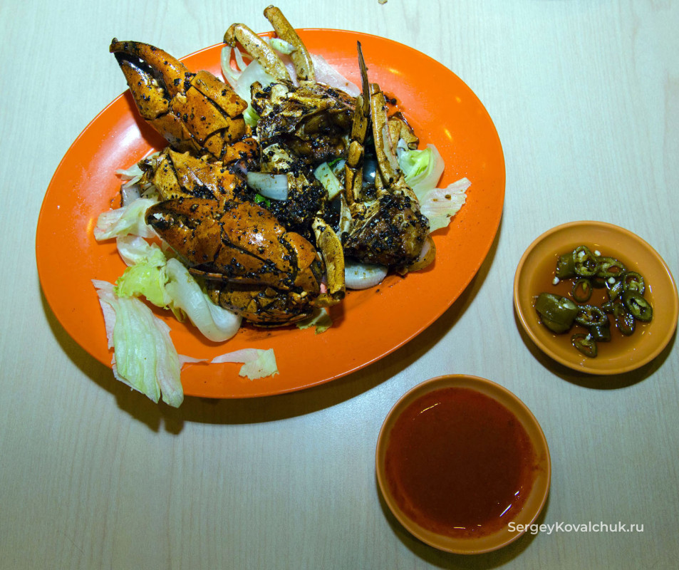 Популярное в Сингапуре блюдо чили-краб