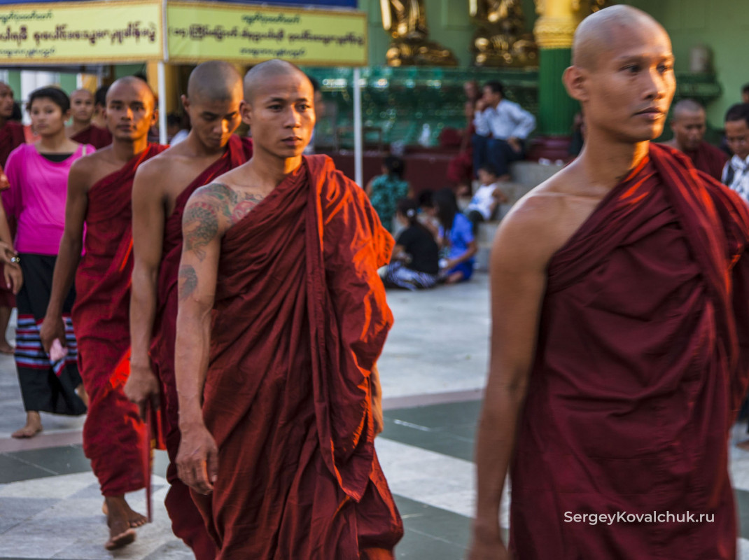 Янгон. Пагода Шведагон. Мьянма