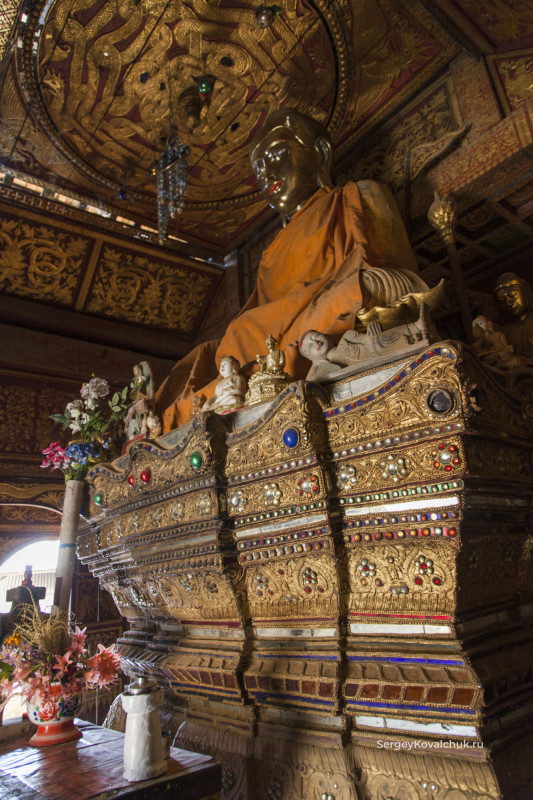 Мьянма. Монастырь в штате Шан